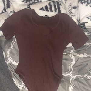 Boohoo: Dark brown XS bodysuit